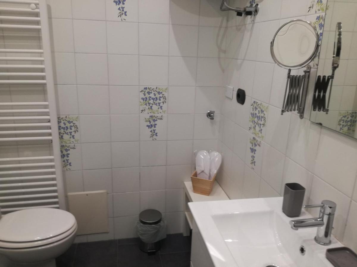 Le Ammiraglie Apartment Savona Ngoại thất bức ảnh